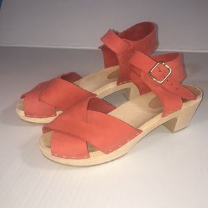 Bryr Clogs - Emma Cross Over, Mid Heel size 11